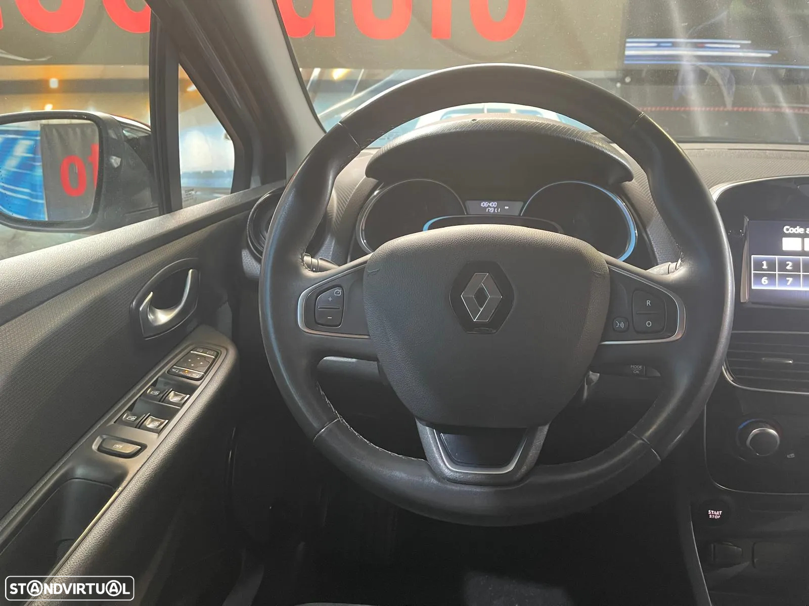 Renault Clio 1.5 dCi Limited - 36