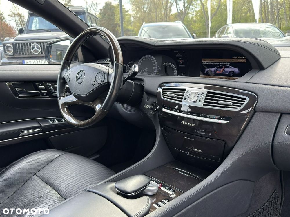 Mercedes-Benz CL 500 4Matic (BlueEFFICIENCY) 7G-TRONIC - 24