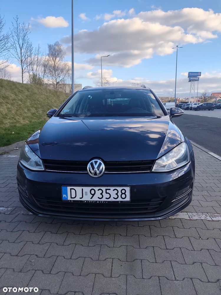 Volkswagen Golf - 3