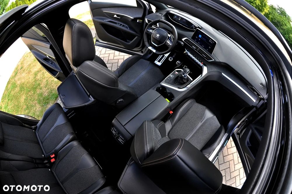 Peugeot 5008 1.2 PureTech GT S&S - 16