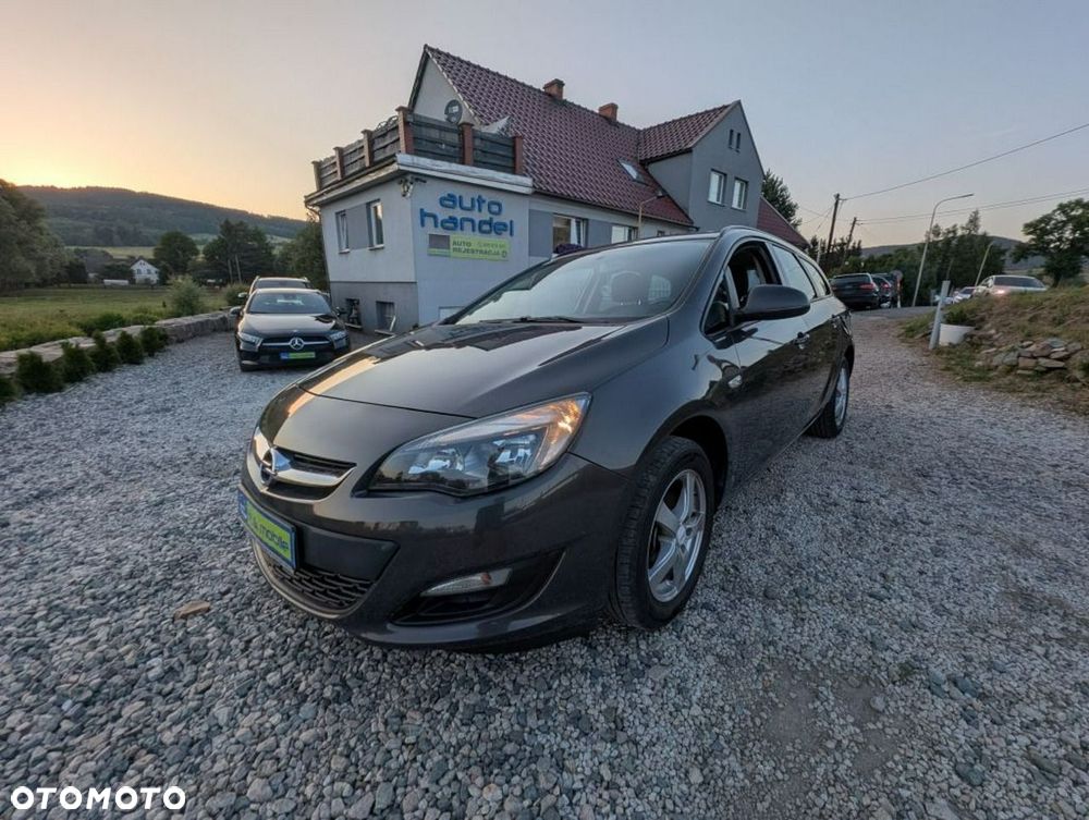 Opel Astra - 2