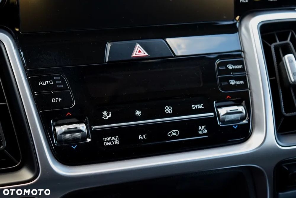 Kia Sorento 1.6 T-GDI HEV M 7os - 21