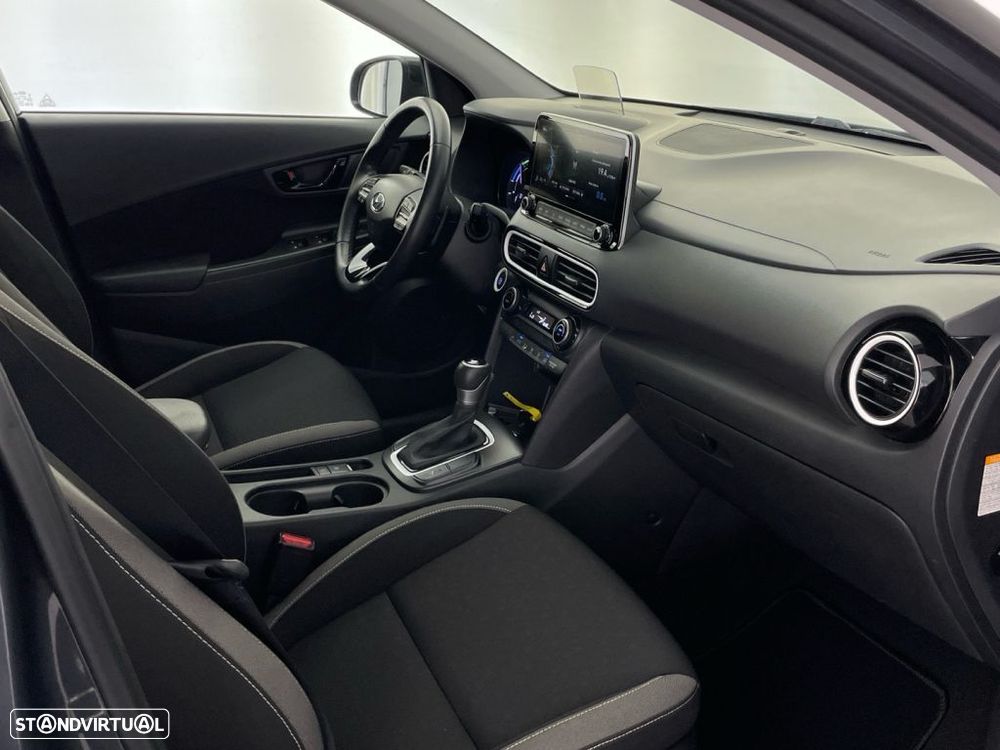 Hyundai Kauai 1.6 GDi HEV Premium - 28