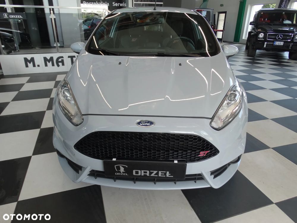 Ford Fiesta 1.6 EcoBoost ST200 - 18