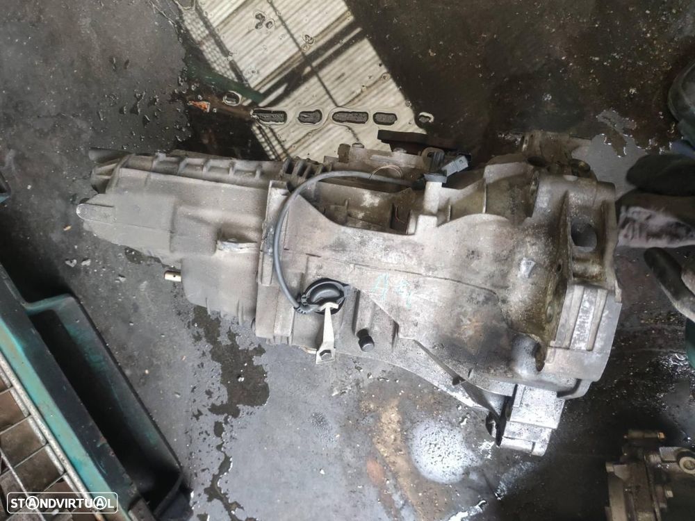 CAIXA DE VELOCIDADES AUDI A4 BERLINA 8E - 1