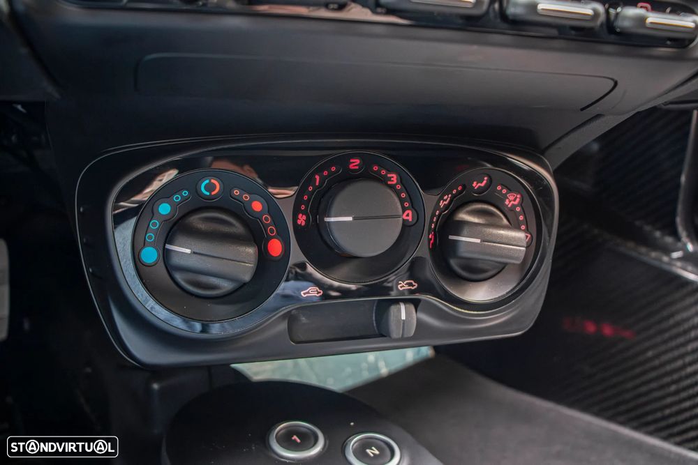 Alfa Romeo 4C 1750 TBi - 14