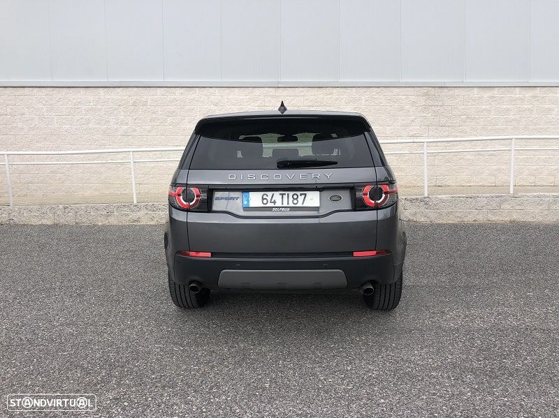 Land Rover Discovery Sport 2017 photo 5