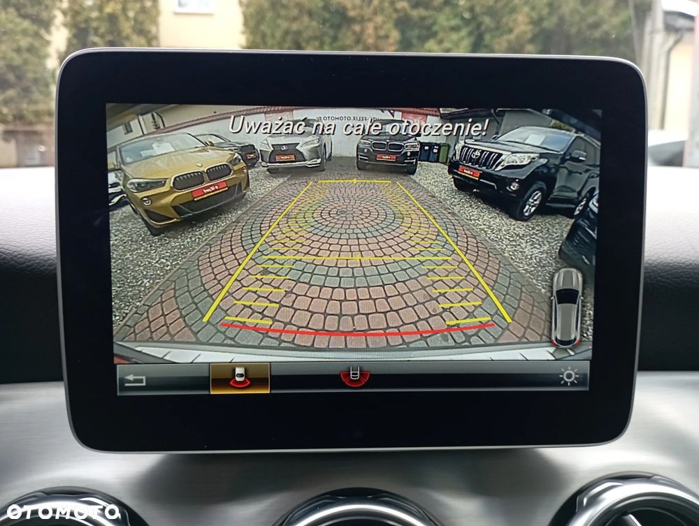 Mercedes-Benz GLA 220 4-Matic AMG Line - 23