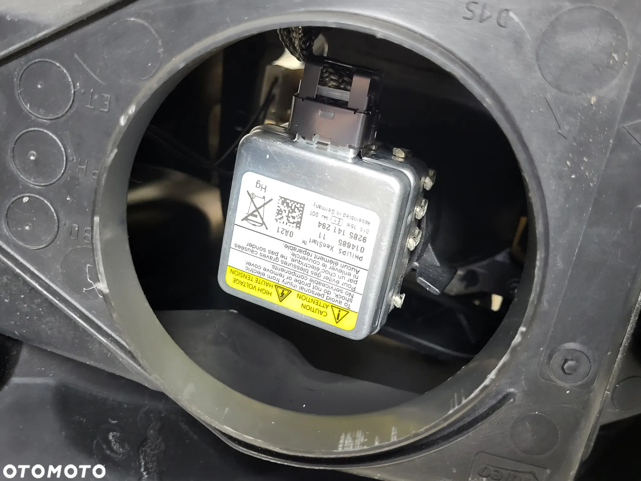 RENAULT LAGUNA 3 III COUPE 07- BI XENON LAMPA PRZEDNIA PRAWA KOMPLETNA  EU - 11