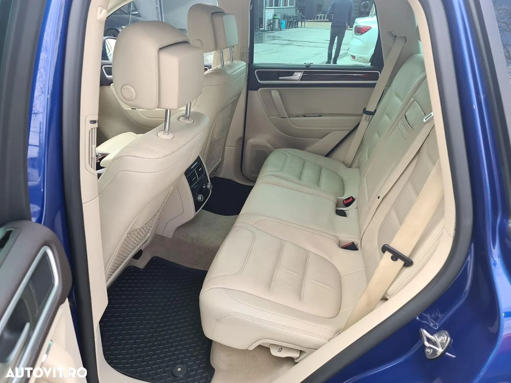 Volkswagen Touareg V6 TDI BMT Supreme Plus - 9