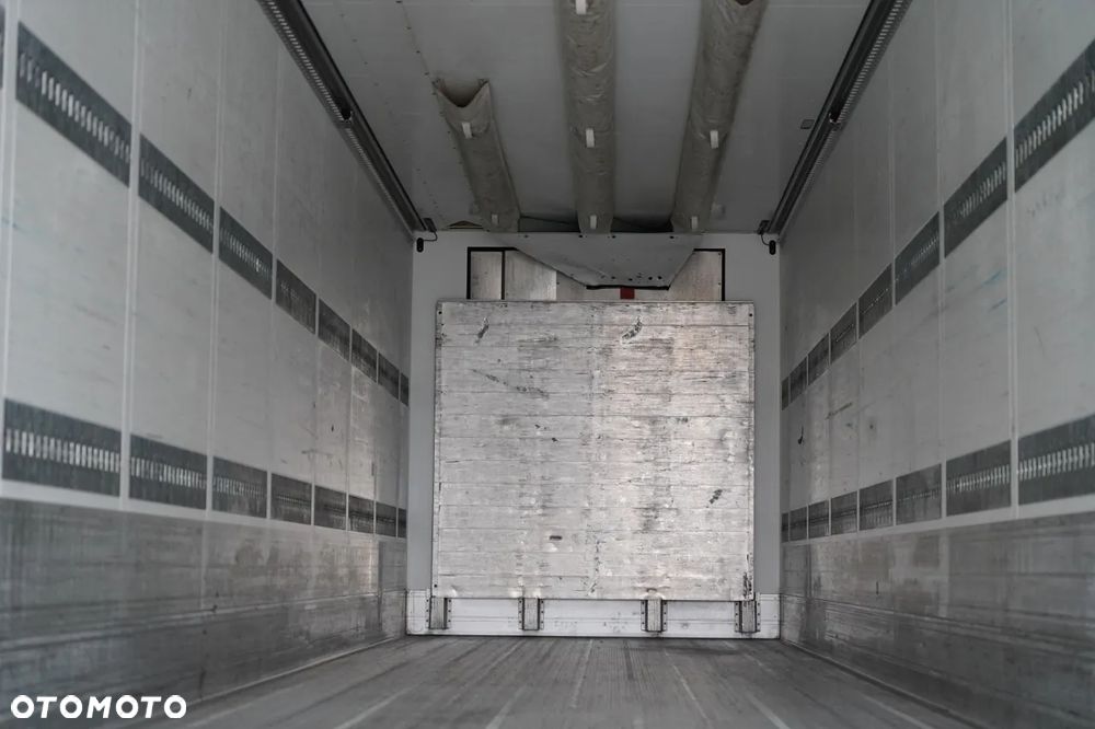 Schmitz Cargobull CHŁODNIA / THERMO KING SLXE 300  / KOSZ NA PALETY / SAF - 15