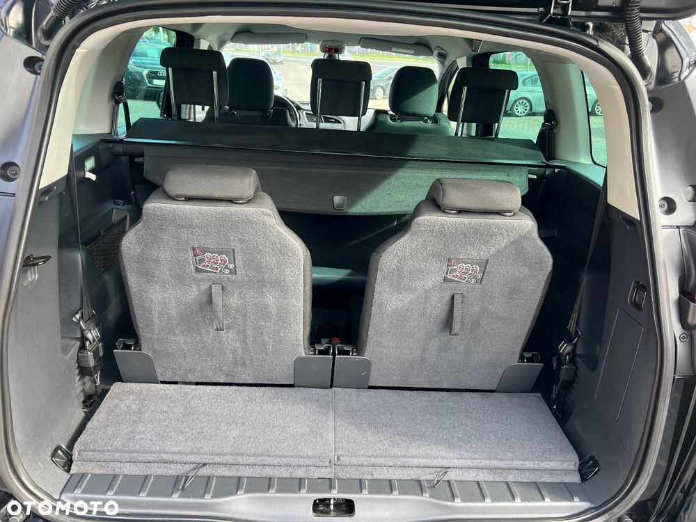 Peugeot 5008 - 25