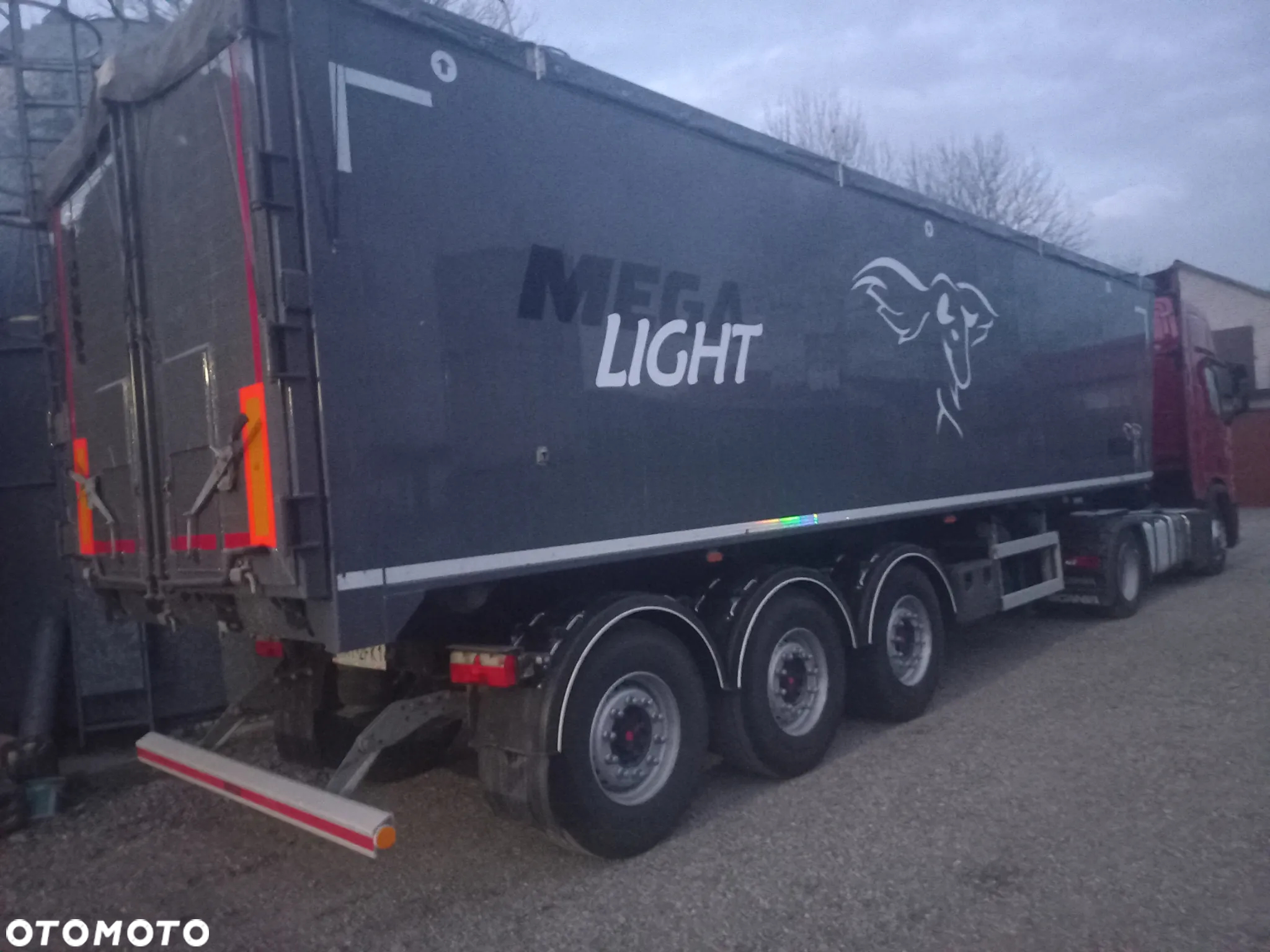 Mega Mega light - 2