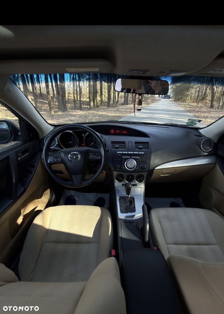 Mazda 3 - 11