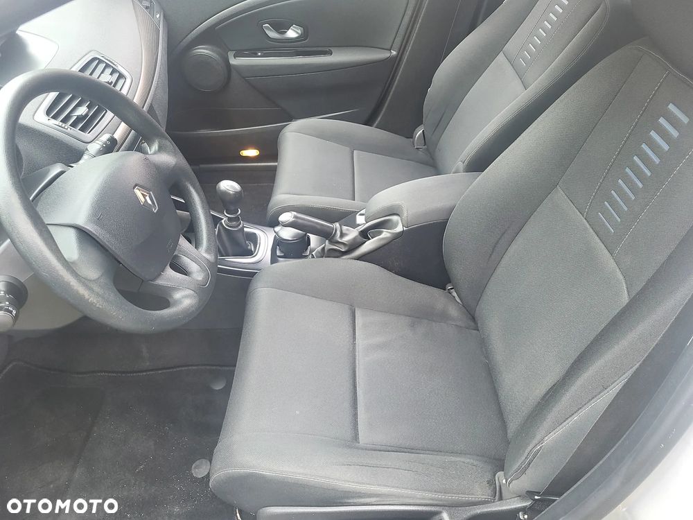 Renault Megane 1.5 dCi Privilege - 24