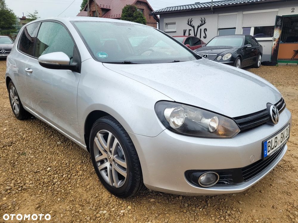 Volkswagen Golf 1.6 Edition - 1