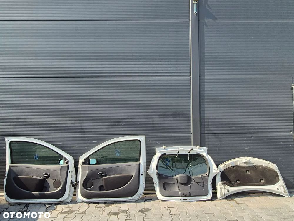 RENAULT CLIO III 3D DRZWI / KLAPA BAGAŻNIKA / MASKA ( BIAŁE BIAŁY DV369 ) - 6