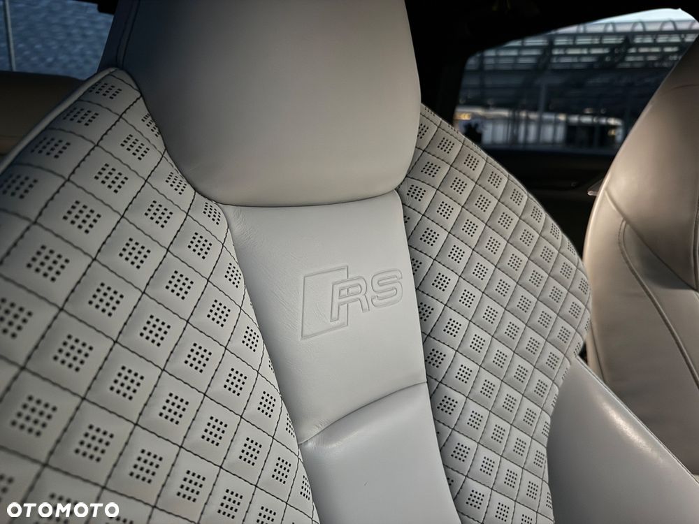 Audi RS3 Sportback - 16