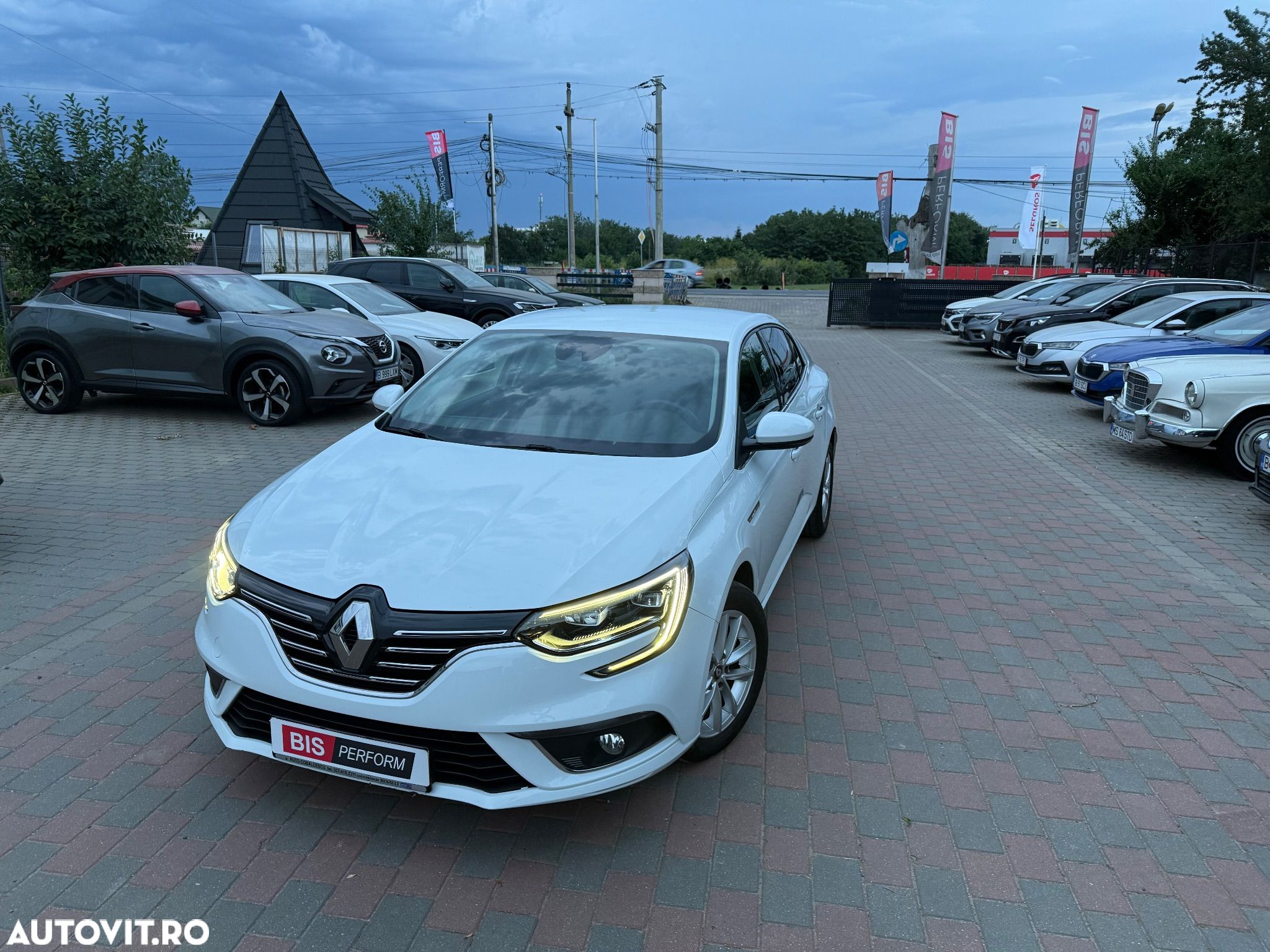 Renault Megane Blue dCi 116 Intens - 1