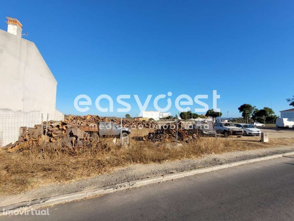 Terreno urbano para construção localizado na vila de Odemira - Grande imagem: 2/12