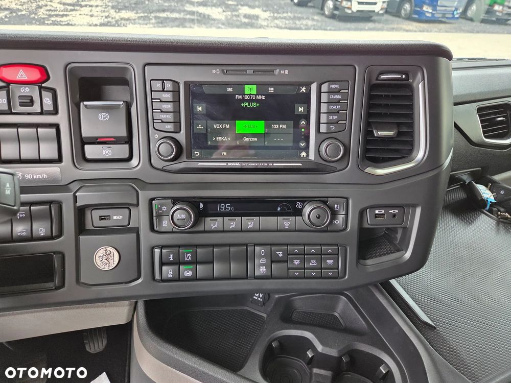 Scania S450/ 2021r/ BAKI 1200L/ STANDARD / ZŁOTY KONTRAKT/ KLIMA POSTOJOWA/ LEDY/ SERWIS NIEMCY/ TACHOGRAF SMART 2 - GEN2 V2 - 14