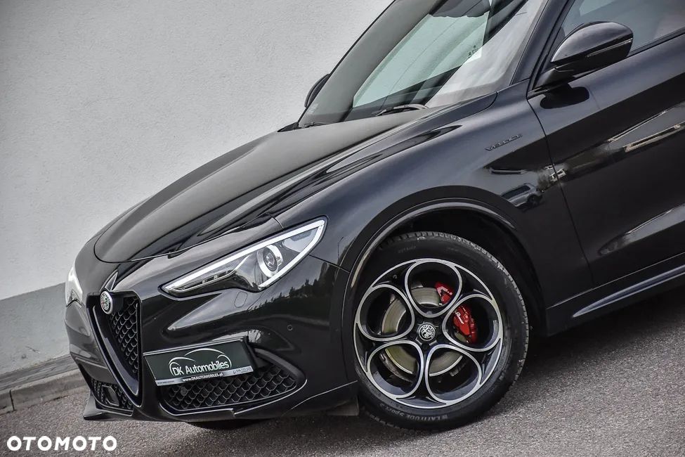 Alfa Romeo Stelvio 2.0 Turbo Veloce TI Q4 - 14
