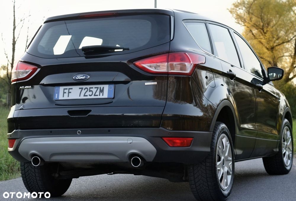 Ford Kuga 1.6 EcoBoost 2x4 Trend - 3