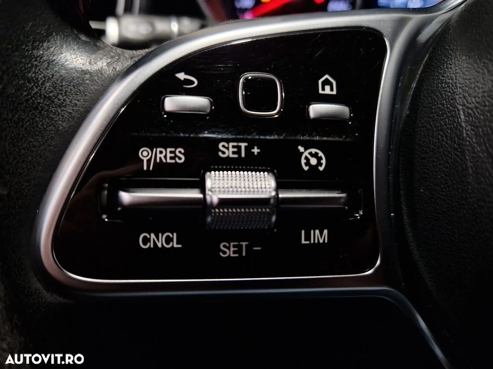 Mercedes-Benz GLC 220 d 4MATIC - 18