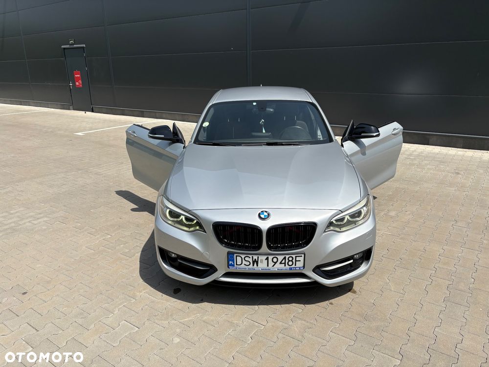 BMW Seria 2 218d Sport Line - 12