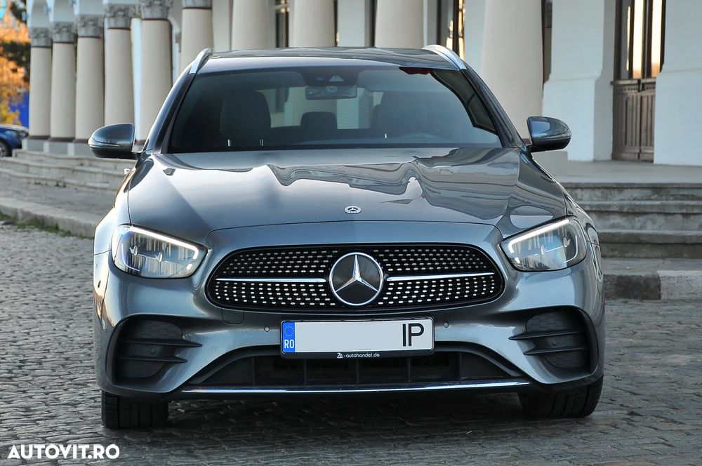 Mercedes-Benz E 300 Aut. - 1