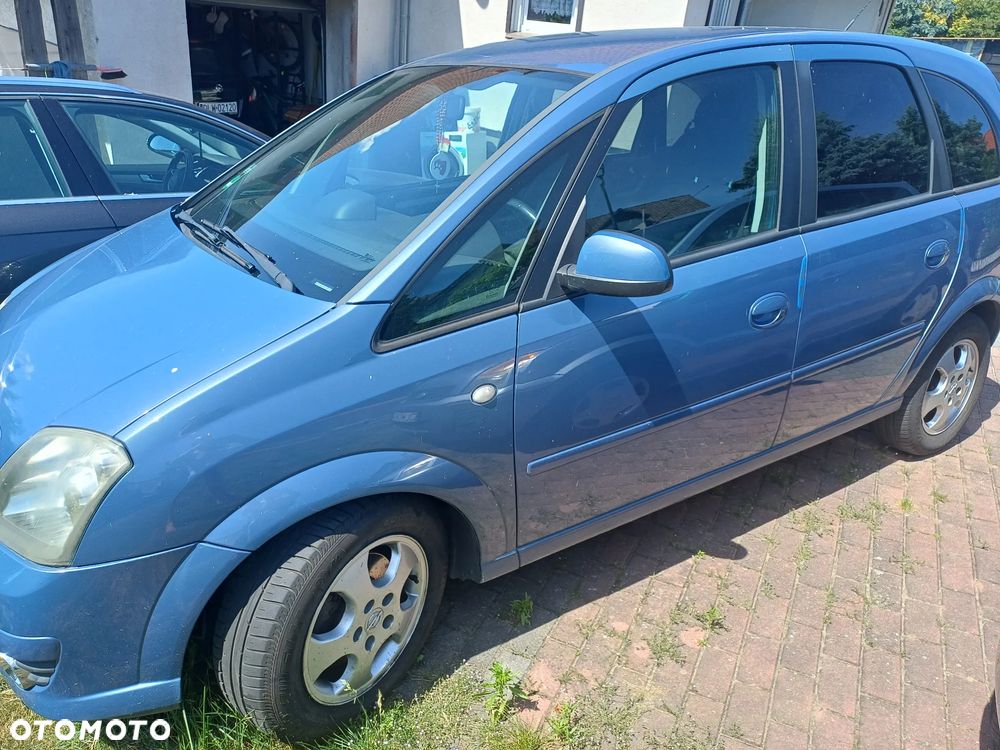 Opel Meriva 1.6 Cosmo - 2