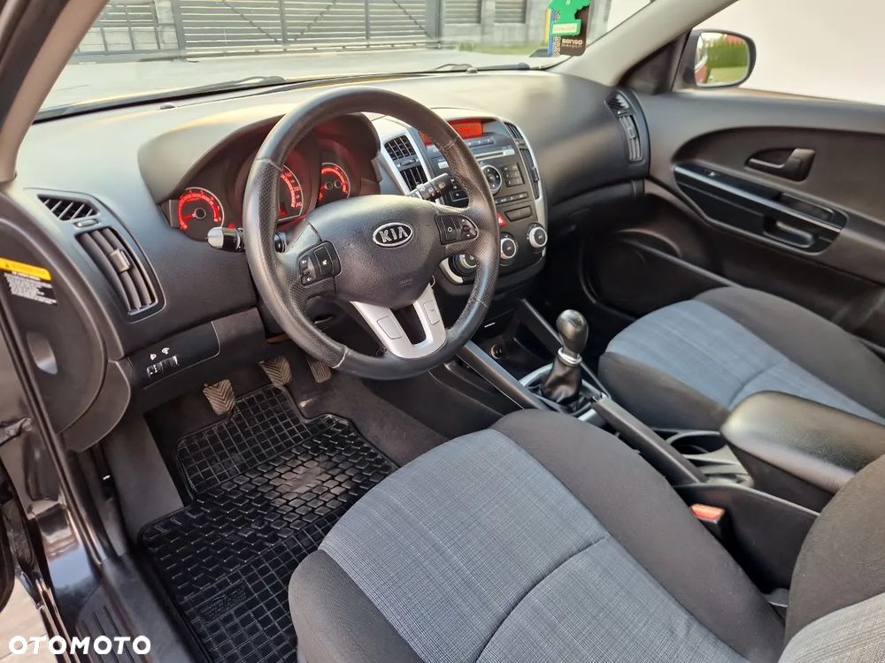 Kia Ceed 1.6 Comfort - 16