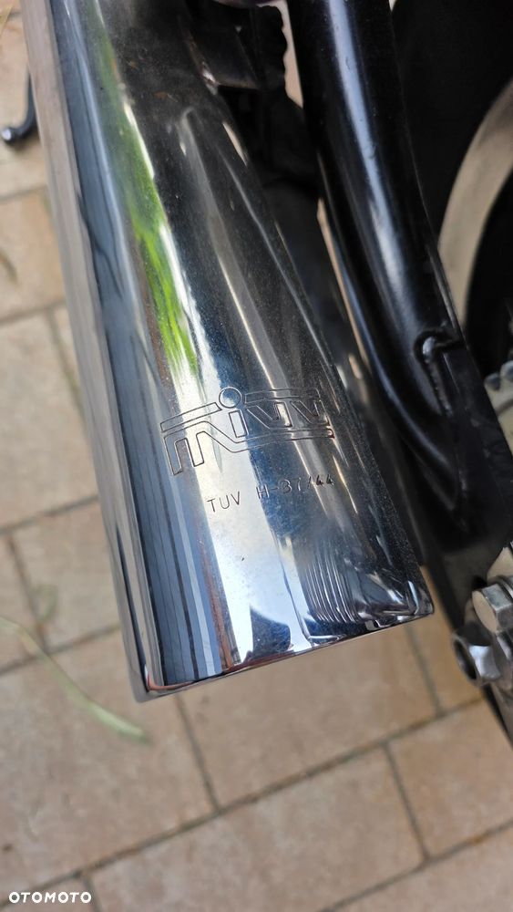 Honda CB - 12