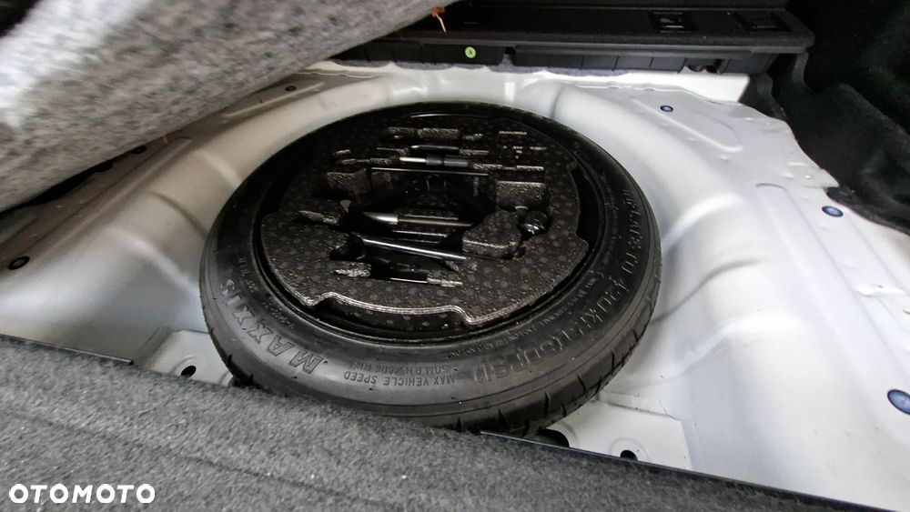 Hyundai i30 Kombi 1.6 GDi DCT Premium - 15