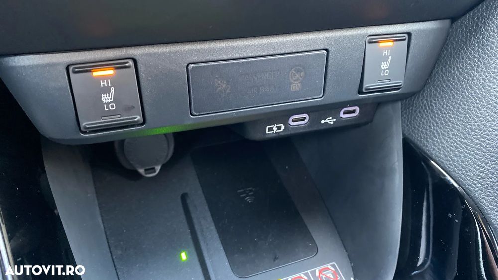 Toyota Yaris 1.5 VVT-i HSD Dynamic - 15