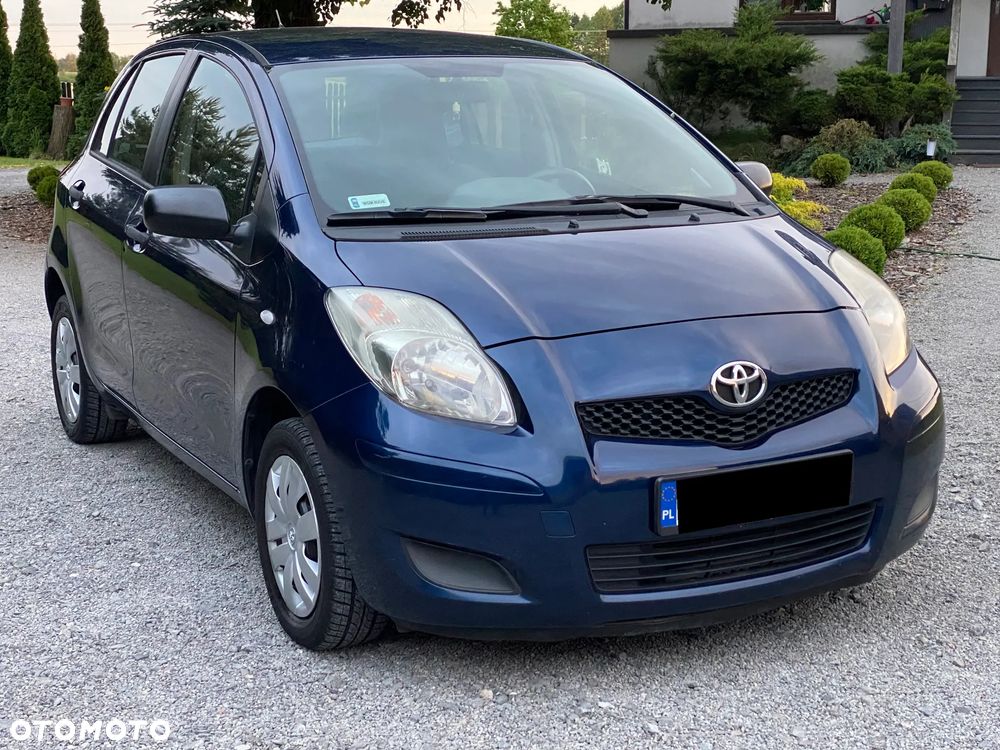 Toyota Yaris - 16