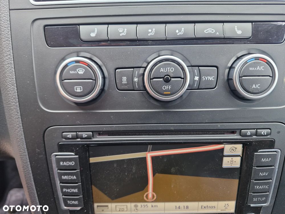 Volkswagen Touran 2.0 TDI DPF DSG R-Line Edition - 19