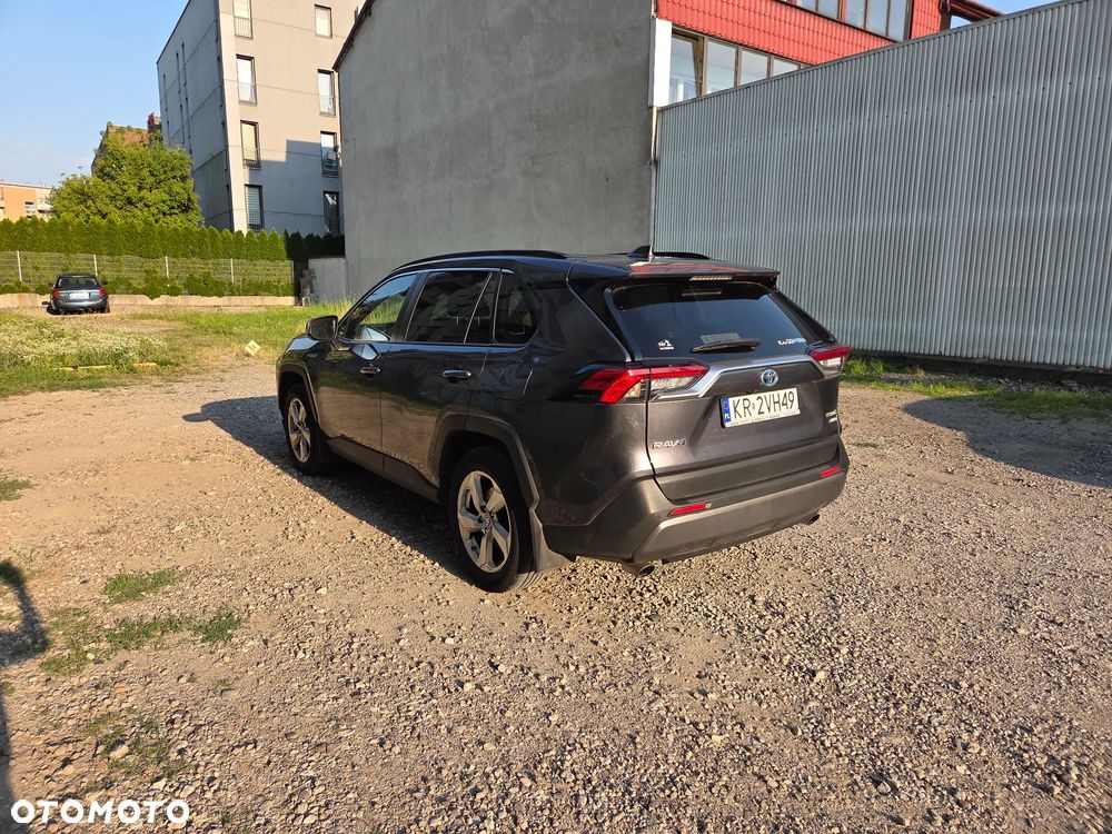 Toyota RAV4 - 4