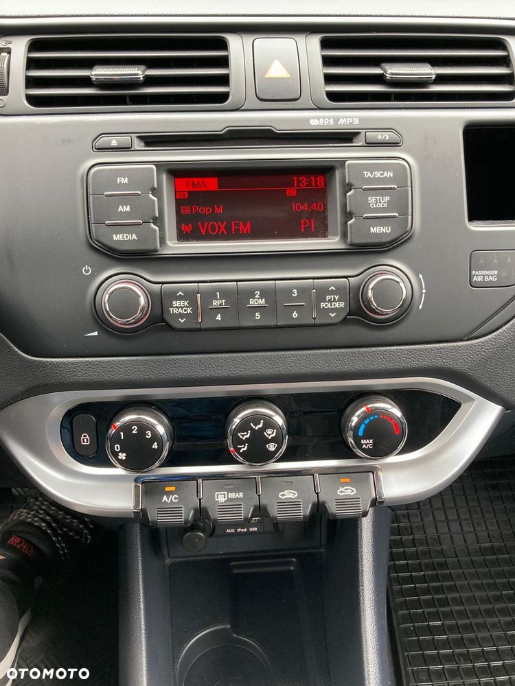 Kia Rio 1.4 L - 18