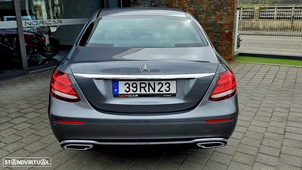 Mercedes-Benz E 220 d Avantgarde+ - 11