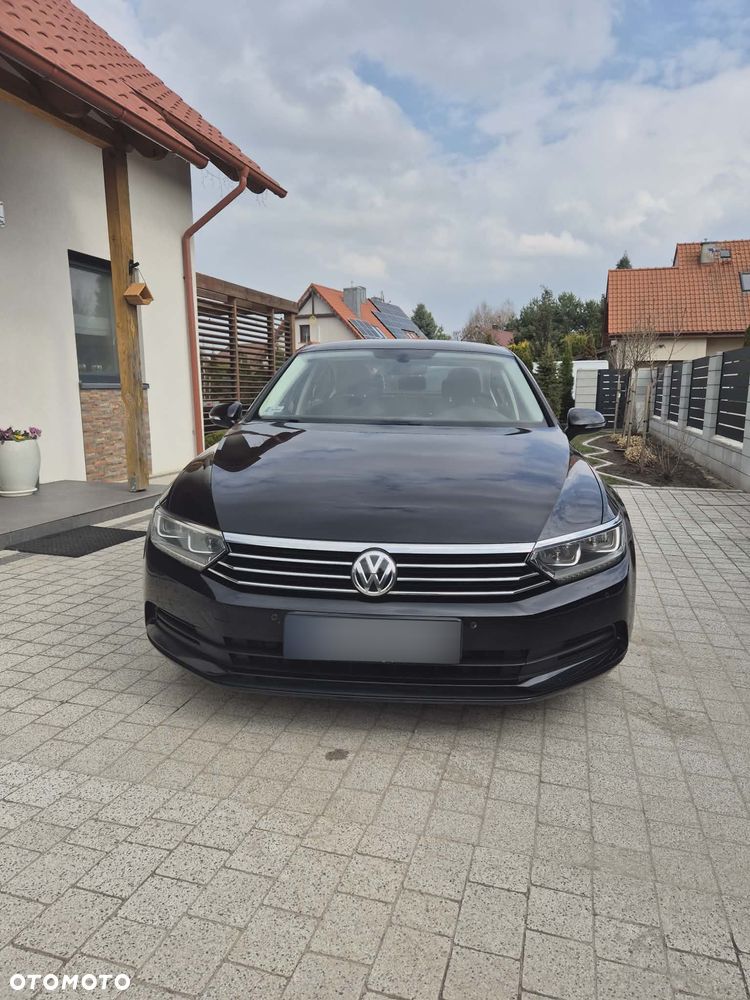 Volkswagen Passat 2.0 TDI BMT Trendline - 2