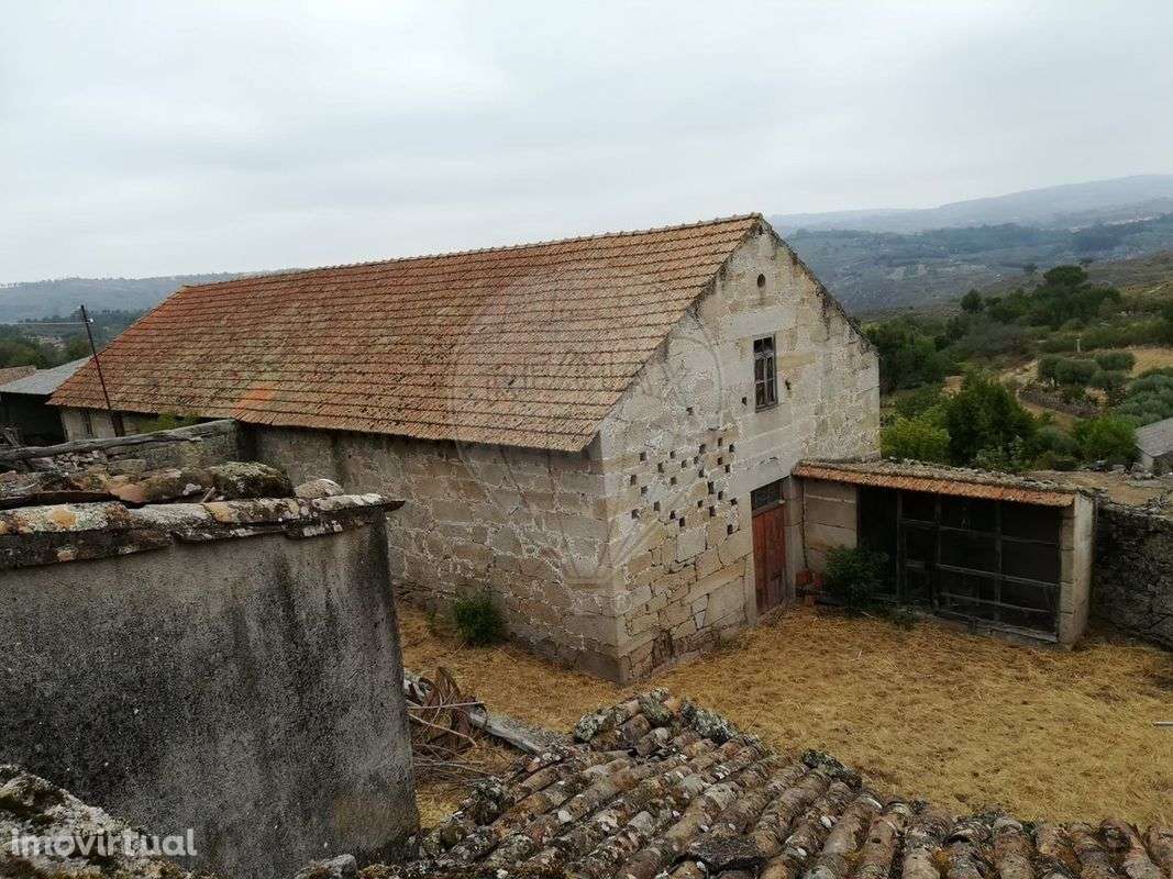 Moradia T4 para venda - Grande imagem: 4/13