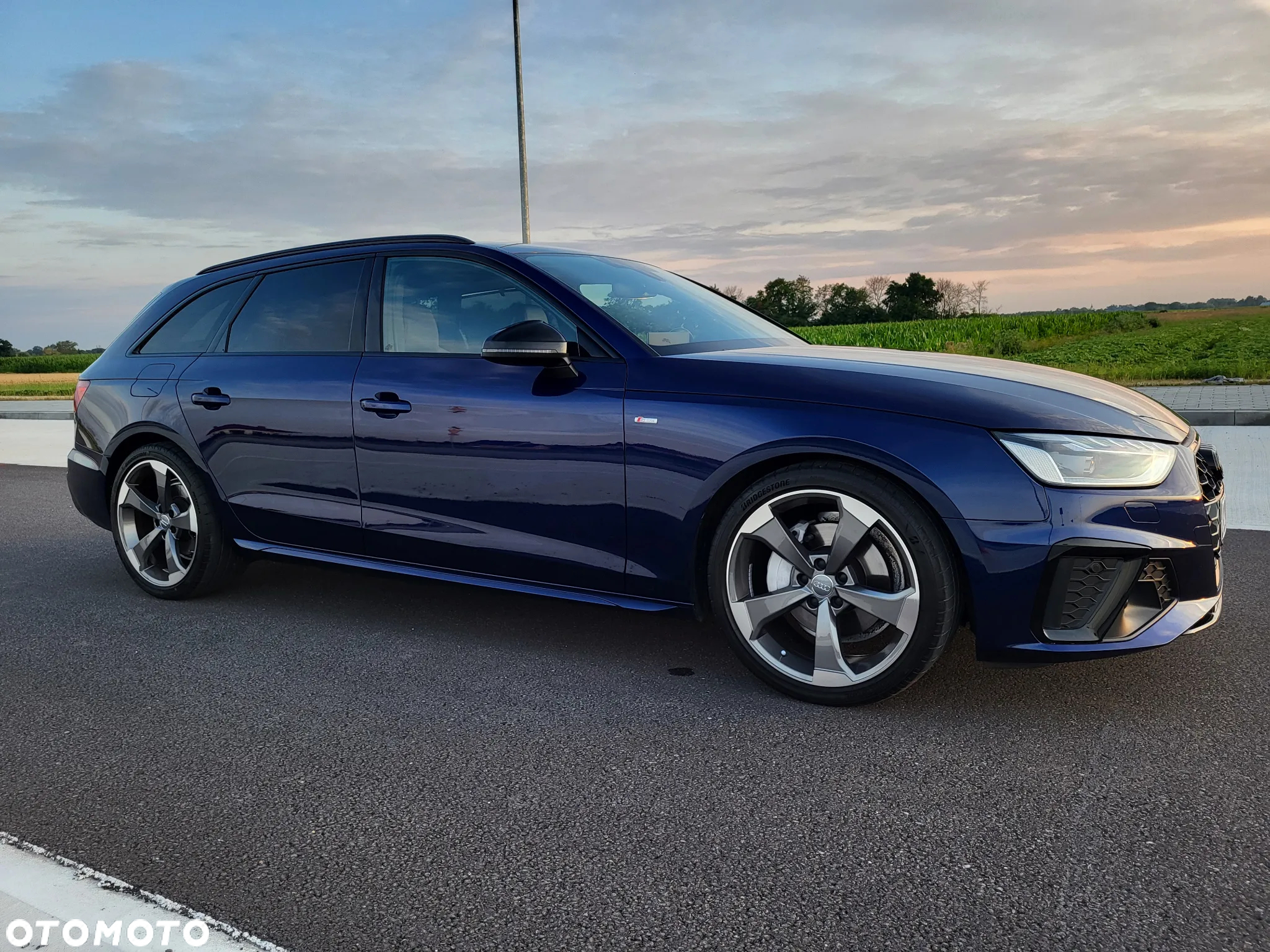 Audi A4 Avant 40 TDI quattro S tronic S line - 5