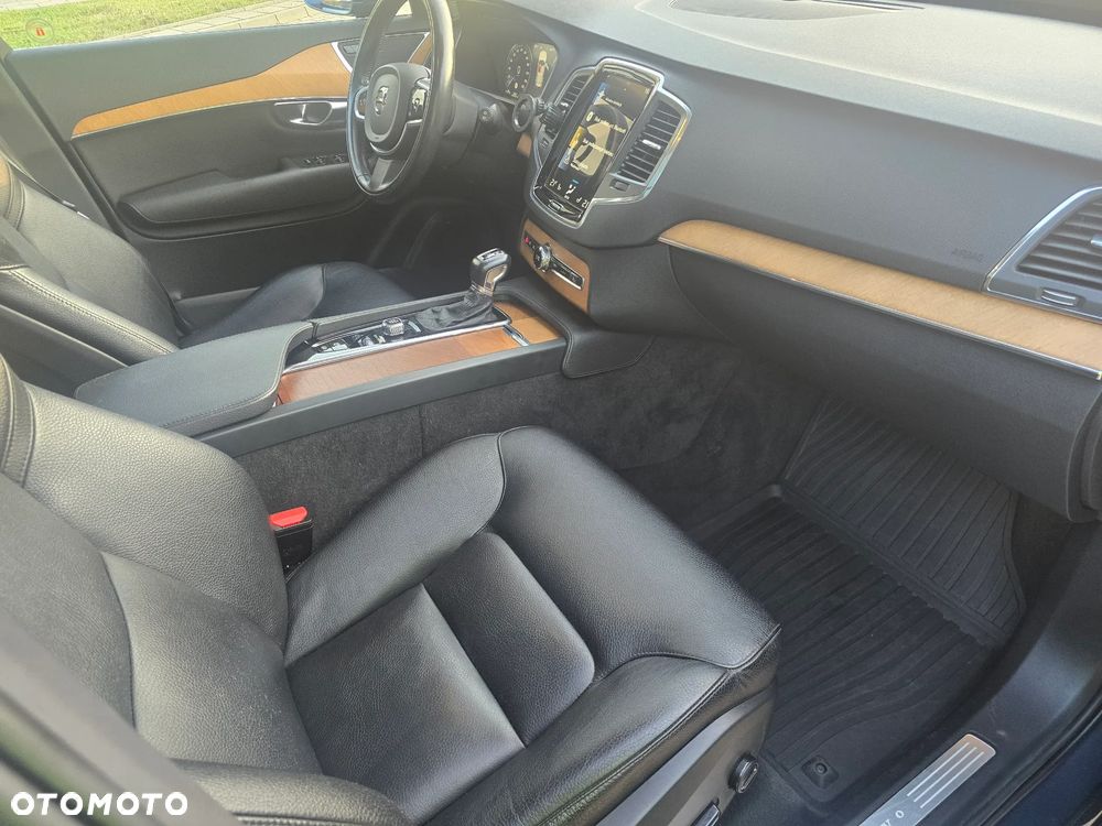Volvo XC 90 T6 AWD Momentum Pro 7os - 17