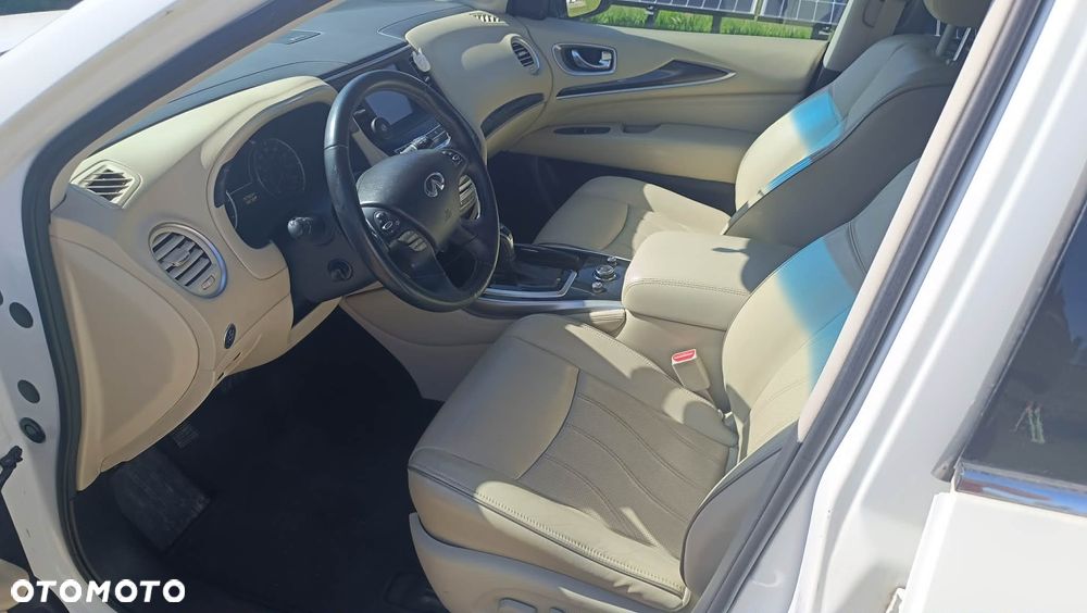 Infiniti QX60 - 3