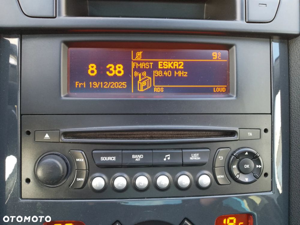 Peugeot 5008 HDI FAP 115 Style - 12