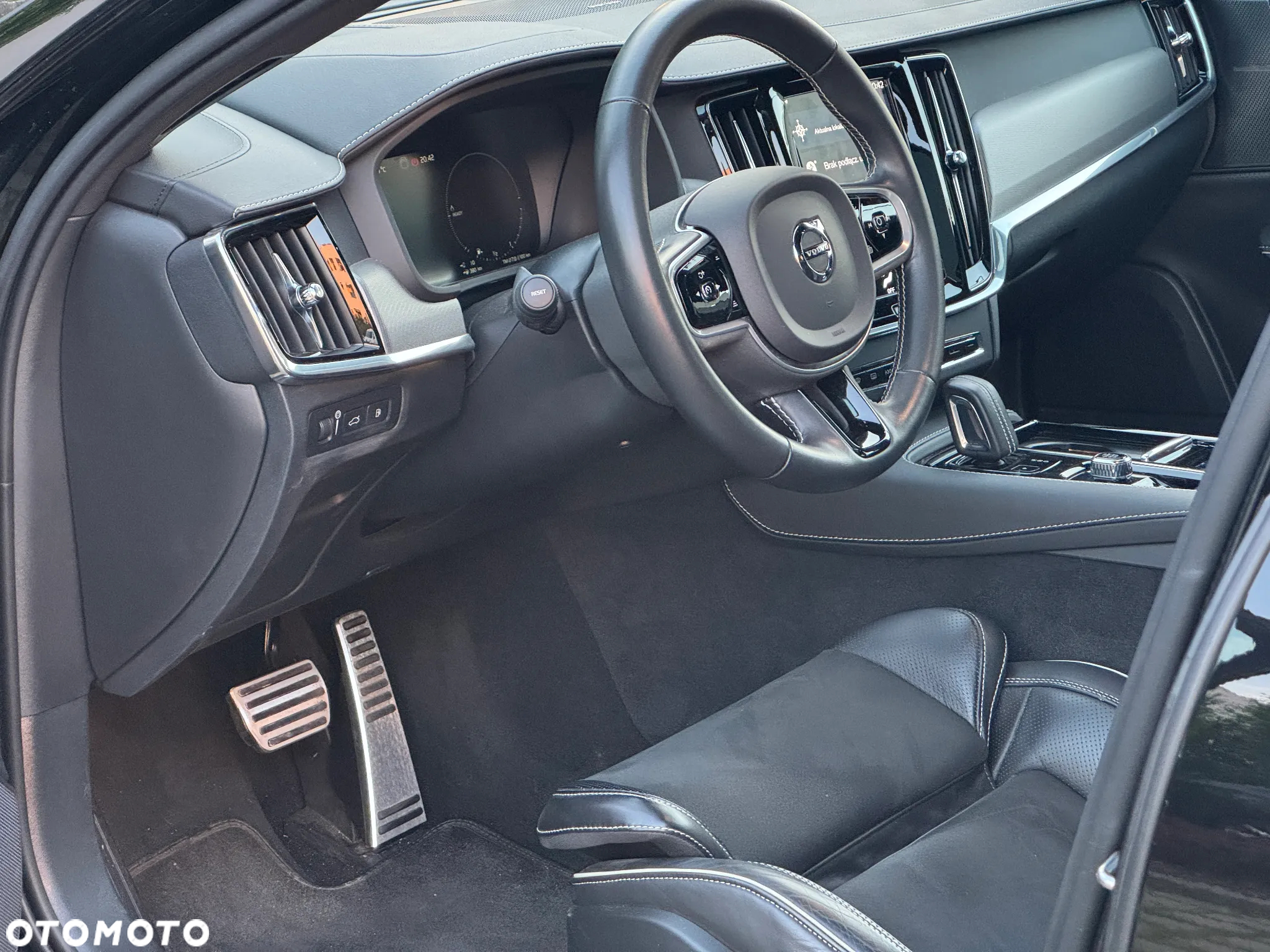 Volvo V90 T6 Plug-in Hybrid AWD Ultra Dark - 11