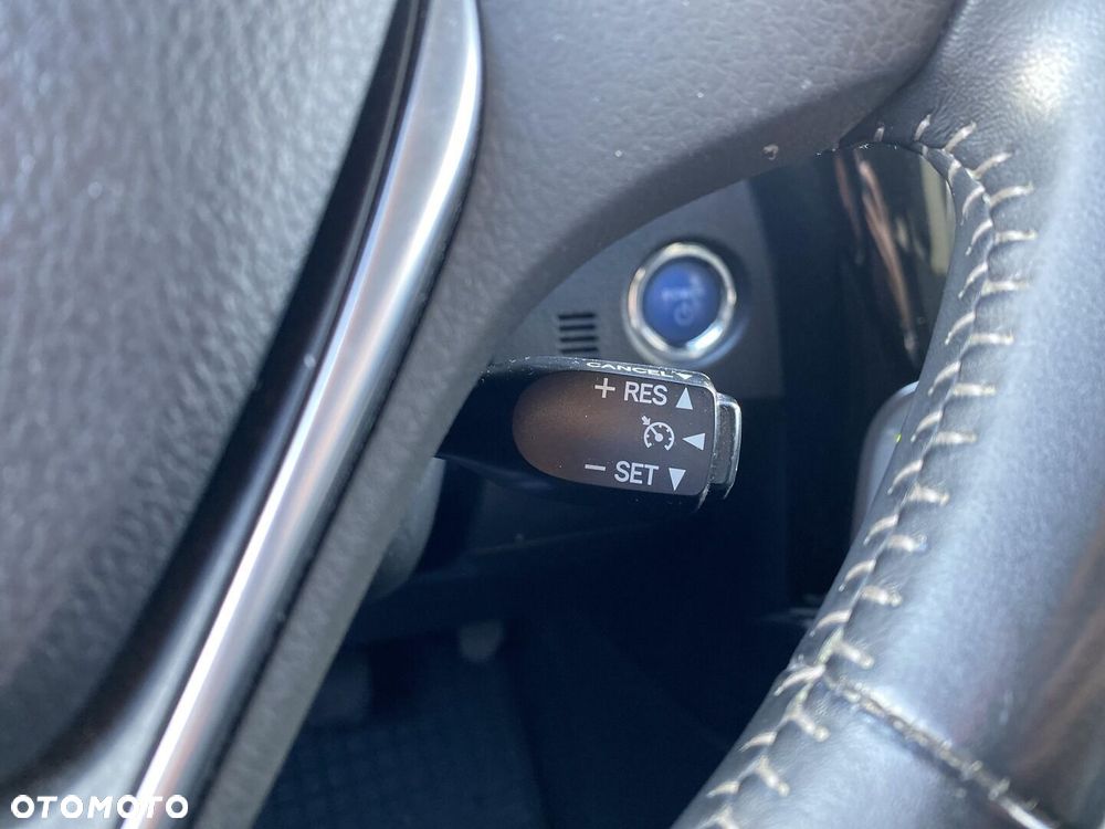 Toyota Auris Hybrid 135 Comfort - 25