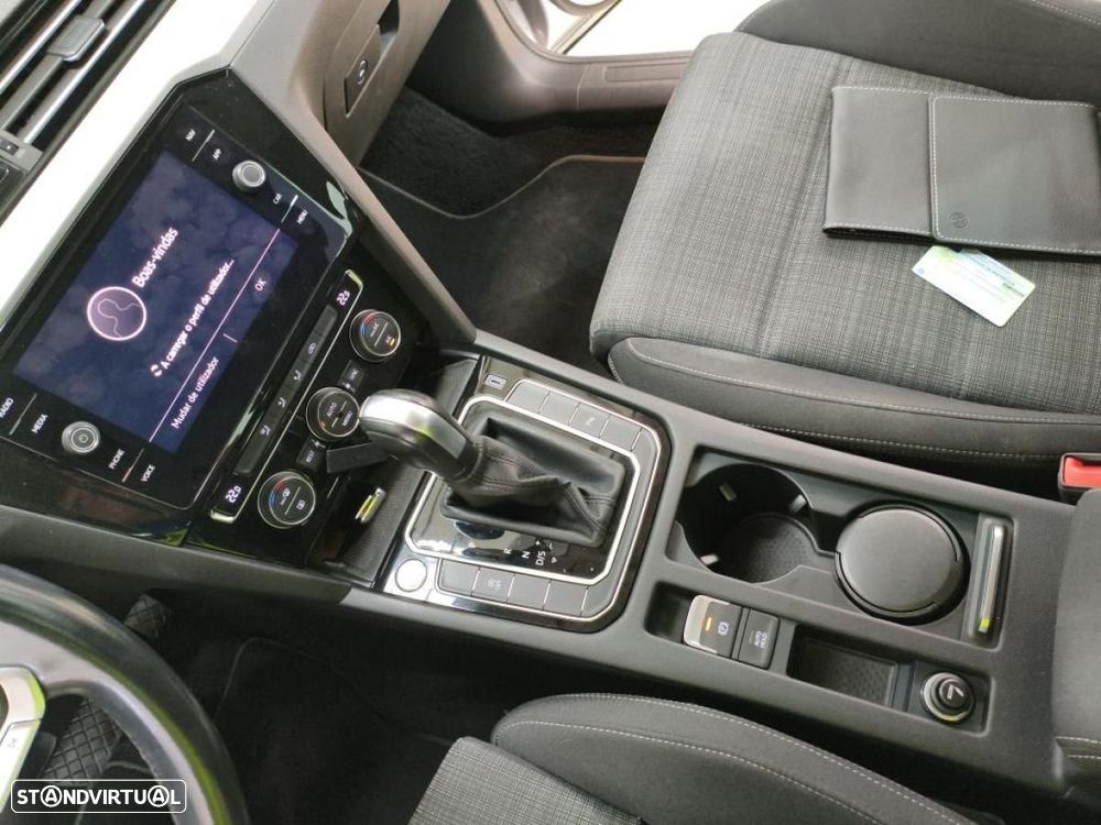 VW Passat 1.6 TDI Business DSG - 3