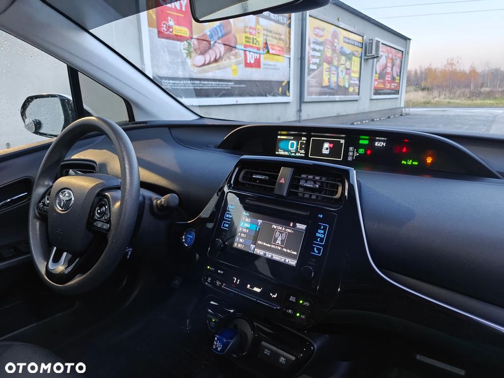 Toyota Prius 1.8 Hybrid Prestige - 18